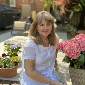 Meet your Posher, Pauline